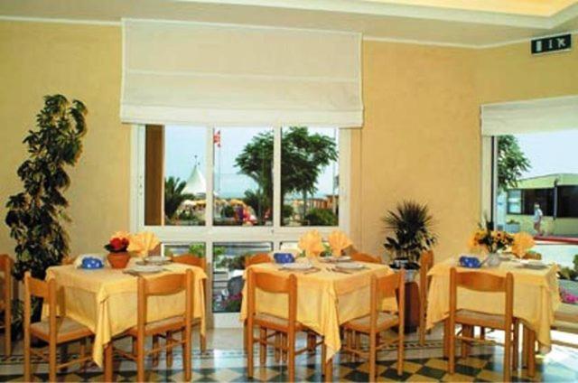 Albergo Villa Mauri Rimini Ngoại thất bức ảnh