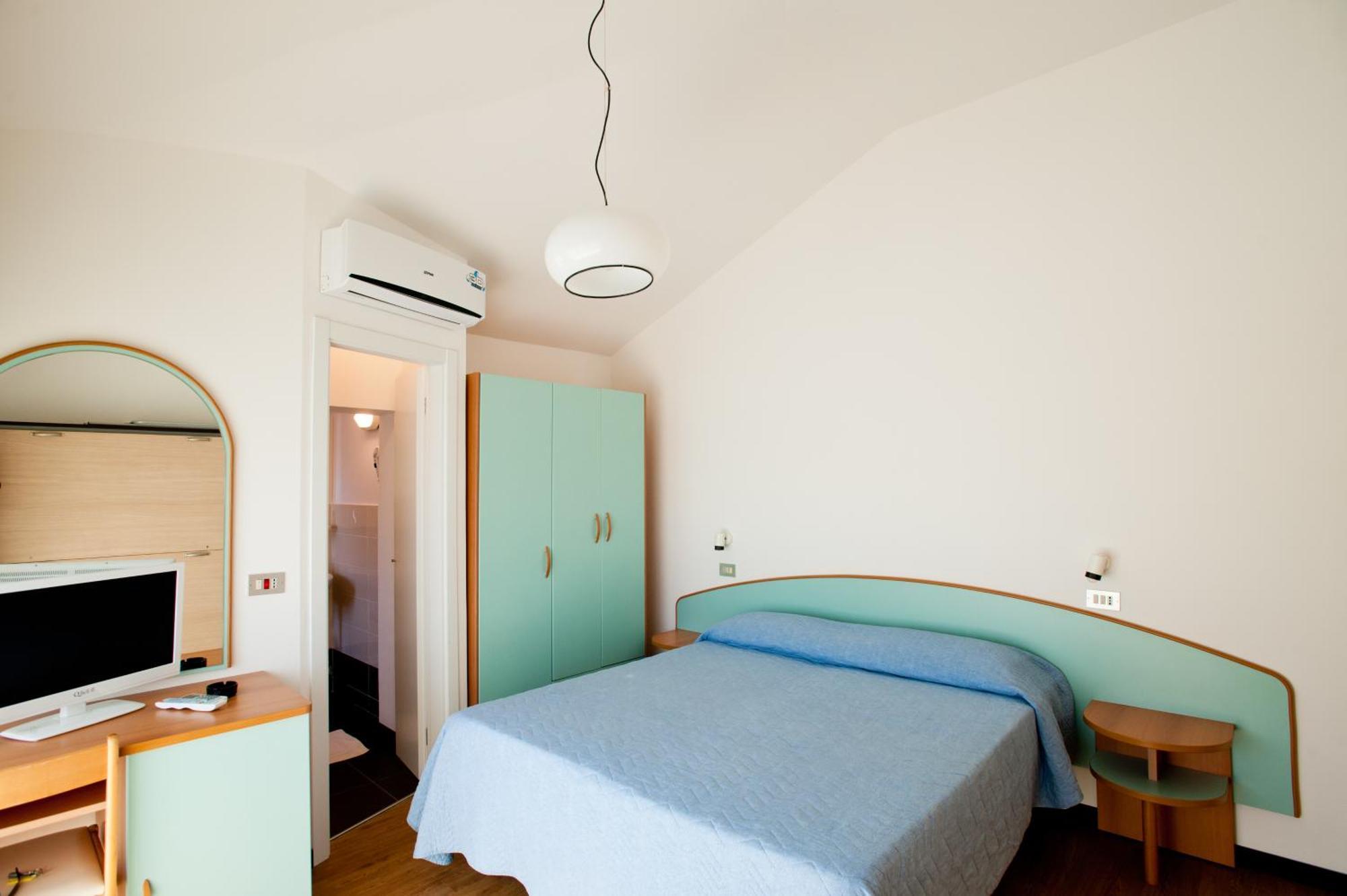 Albergo Villa Mauri Rimini Ngoại thất bức ảnh