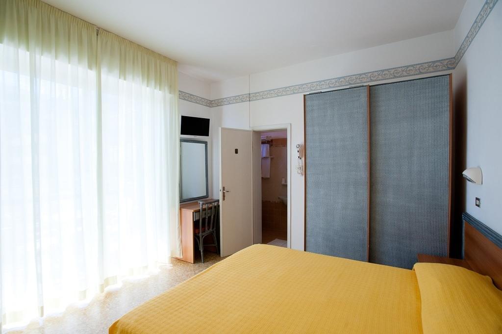 Albergo Villa Mauri Rimini Phòng bức ảnh
